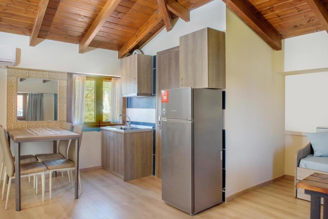 3D Iliadis Suites Ierissos Dış mekan fotoğraf